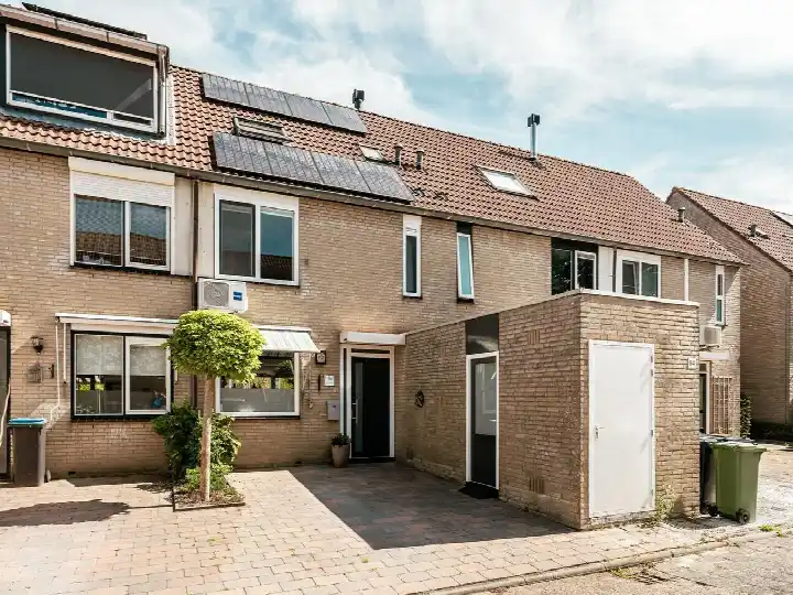 Terraced house for sale: Rentmeesterslag 86, Slagenbuurt Gouda