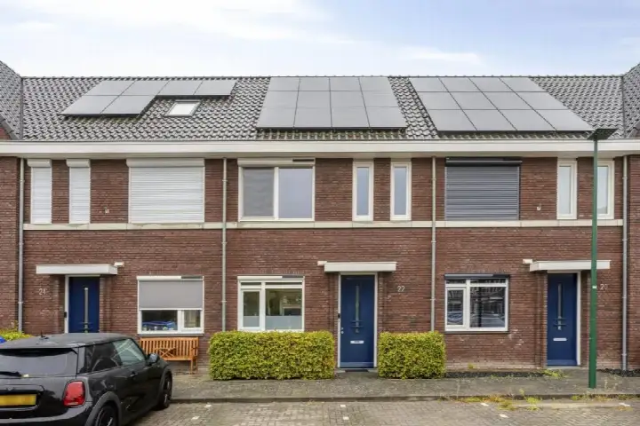 Terraced house for sale: Reparatusstraat 22, West 1 Dongen