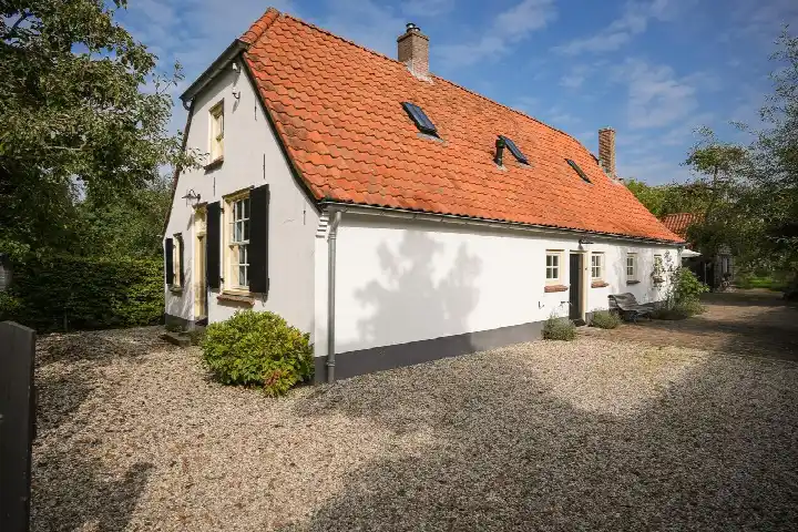 Detached house for sale: Repelsestraat 6, Verspreide huizen Neerijnen Neerijnen