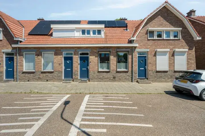 Tussenwoning te koop: Resedastraat 37, Sanderbout Sittard