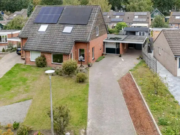 Twee-onder-één-kap te koop: Rhebruggenstraat 6, Sleen Sleen