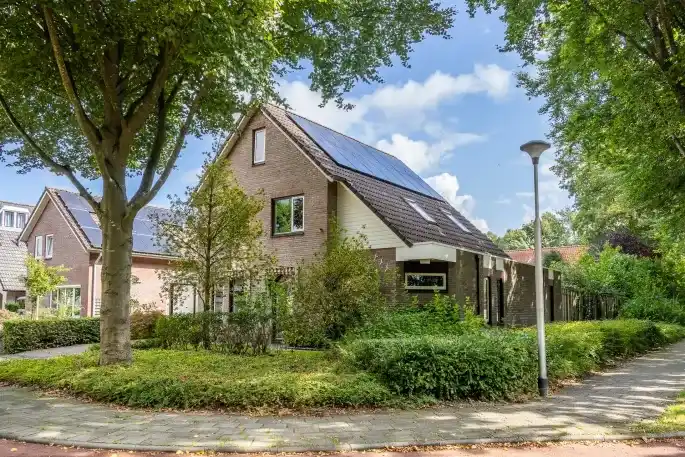 Vrijstaande woning te koop: Rhodoslaan 2, De Graven Es Oldenzaal