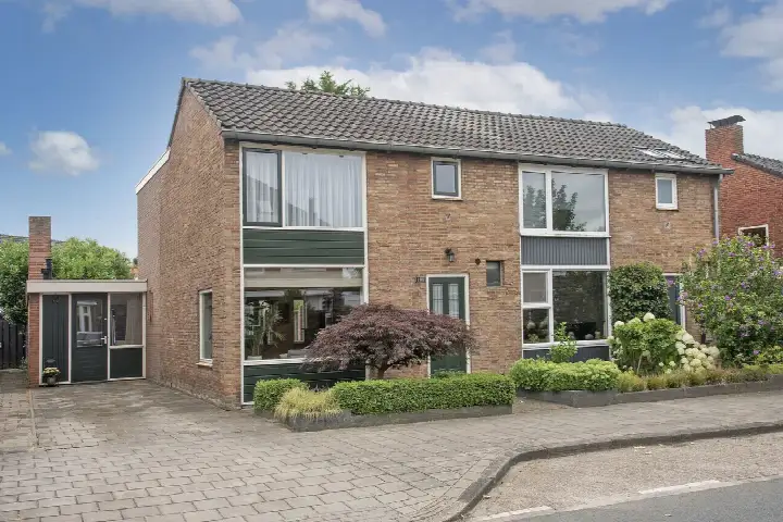 Twee-onder-één-kap te koop: Ribbelerbrinkstraat 100, Ribbelt-Ribbelerbrink Enschede