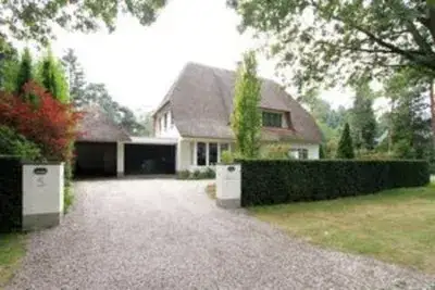 Detached house for sale: Ribeslaan 5, Berg en Bos Apeldoorn