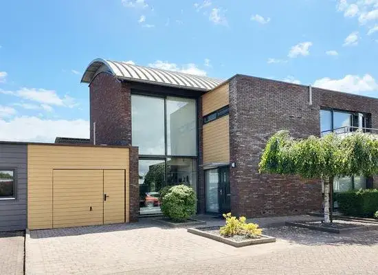 Tussenwoning te koop: Ridderspoor 1, Lindonk Zevenbergen