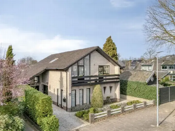 Vrijstaande woning te koop: Ridderstraat 2, Schilderskwartier Woerden