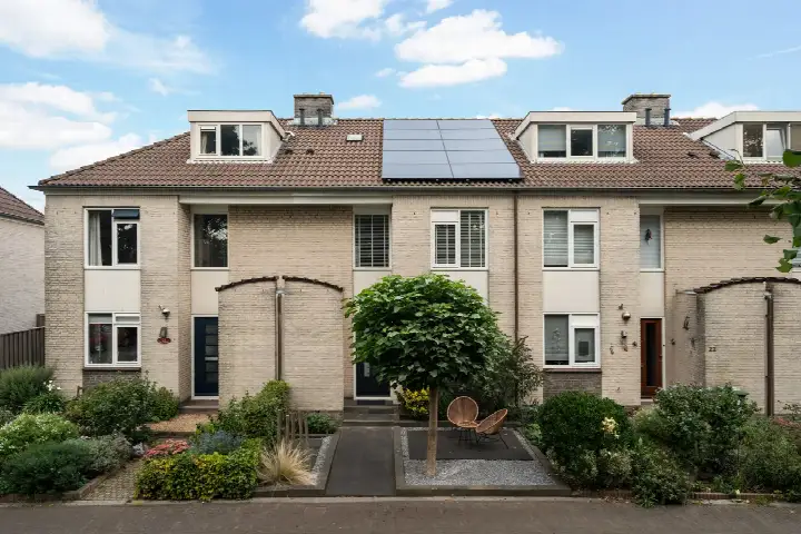 Terraced house for sale: Riek Kuiperssingel 23, Klapwijk Pijnacker