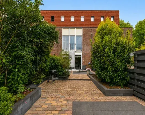 Tussenwoning te koop: Riesenberg 22, Veldhuizen De Meern