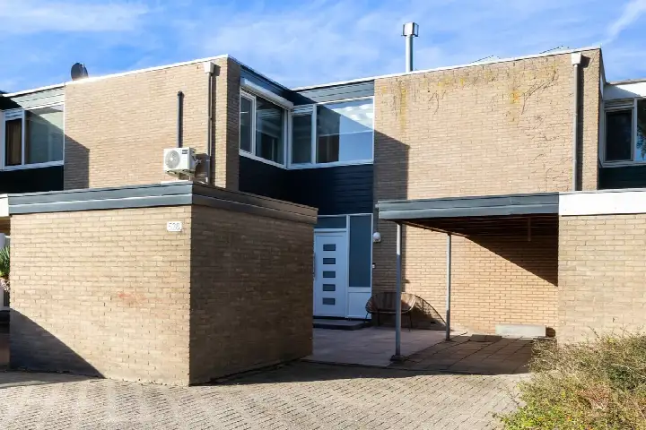 Terraced house for sale: Rietdekkersdreef 528, Matendreef Apeldoorn