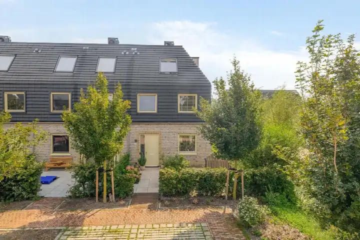 Hoekwoning te koop: Rietkraag 8, Stationsbuurt Capelle Aan Den Ijssel