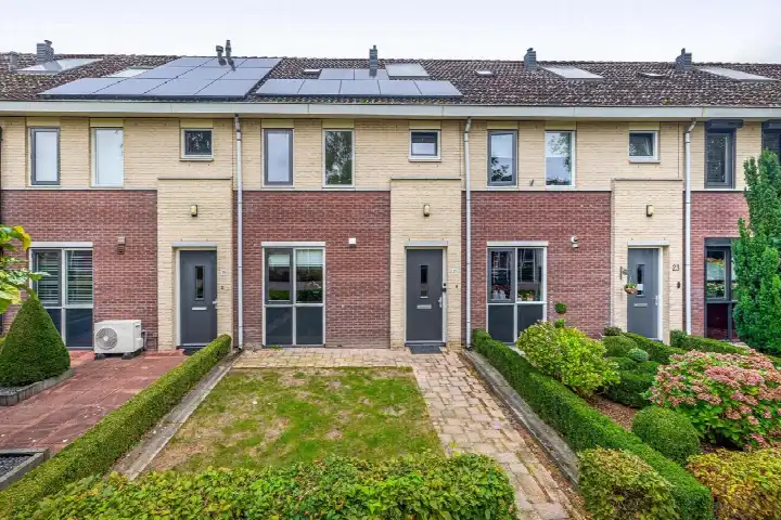 Tussenwoning te koop: Rietven 21, Oikos Enschede