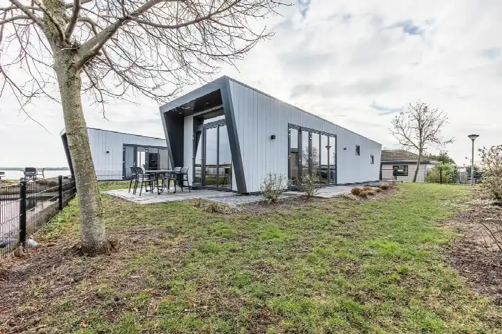Vrijstaande woning te koop: Rijksstraatweg 186-117A, Dordtse Biesbosch Dordrecht