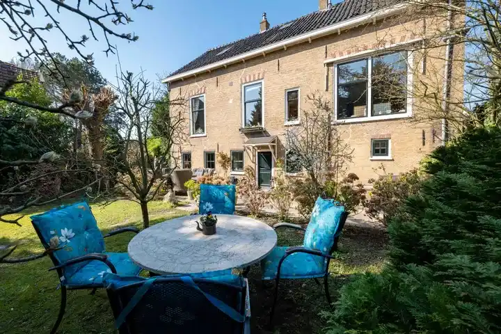 Vrijstaande woning te koop: Rijksstraatweg 282, Nieuwenhoorn Hellevoetsluis