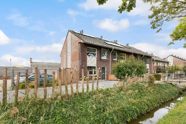 Corner house for sale: Rijksstraatweg 87D, Tweede Tol Dordrecht