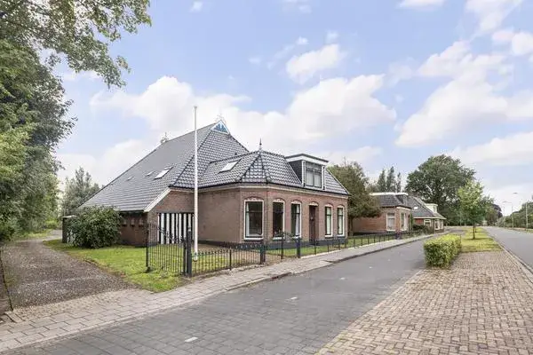 Vrijstaande woning te koop: Rijksstraatweg 98, Hurdegaryp Hurdegaryp