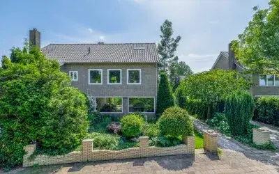 Twee-onder-één-kap te koop: Rijksweg 56, Oranje Nassaupark-Zuid Naarden