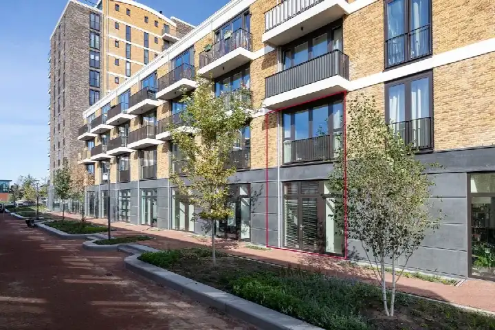 Appartement te koop: Rijnhavenkade 180, Bedrijventerrein Rijnhaven-Oost Alphen Aan Den Rijn