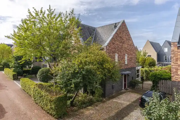 Semi-detached for sale: Rijshout 29, Schuytgraaf-Zuid Arnhem