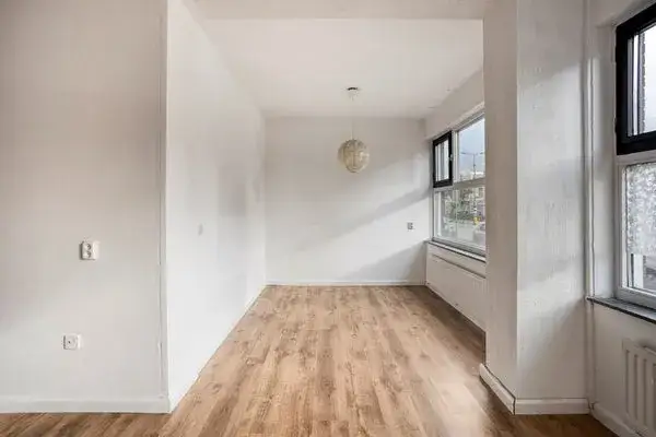 Apartment for sale: Rijswijkseweg 55, Laakhaven-Oost 'S-Gravenhage