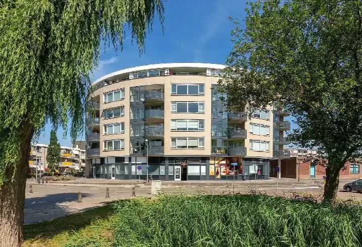 Appartement te huur: Ring 20, Krommeweg-Noord Hendrik-Ido-Ambacht
