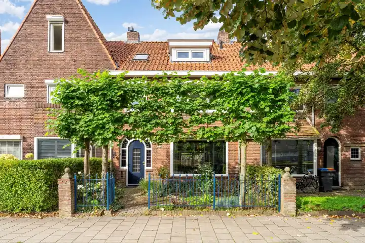 Tussenwoning te koop: Ringbaan-West 187, Notre Dame Tilburg