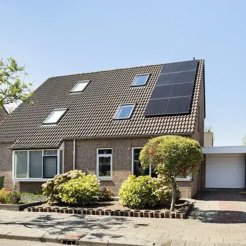 Terraced house for sale: Ringiastins 10, Camminghaburen-Midden Leeuwarden