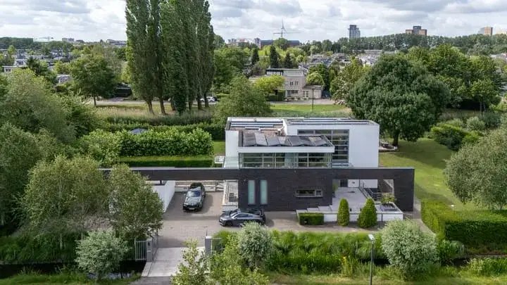 Vrijstaande woning te koop: Ringvaartweg 147, 's-Gravenland Rotterdam