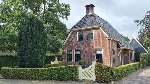 Vrijstaande woning te koop: Rinia van Nautaweg 35A, Gytsjerk Gytsjerk