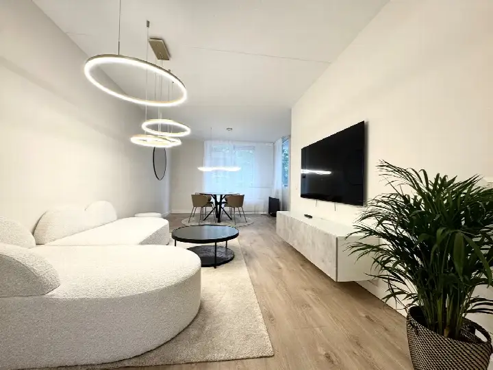 Appartement te huur: Riouwstraat 12, Timorpleinbuurt-Zuid Amsterdam