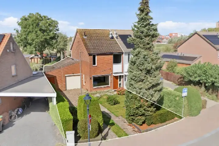 Tussenwoning te koop: Ritthemsestraat 54, Kern Oost-Souburg Oost Oost-Souburg