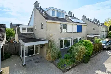 Semi-detached for sale: Rivièrahof 8, Splegelpolder Nederhorst Den Berg