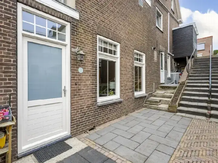 Appartement te koop: Rivierdijk 703, Wielwijk-zuid Hardinxveld-Giessendam