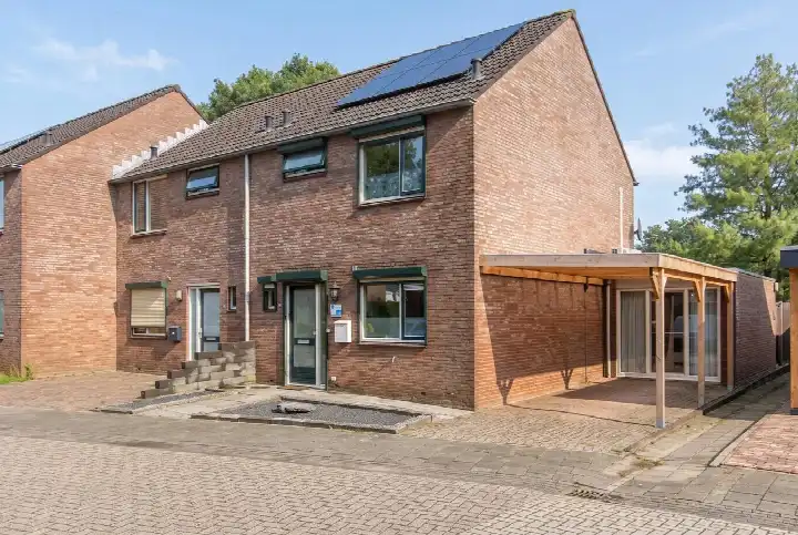 Hoekwoning te koop: Rodingsveen 134, 's-Heerenberg, oostelijke uitbreiding 'S-Heerenberg