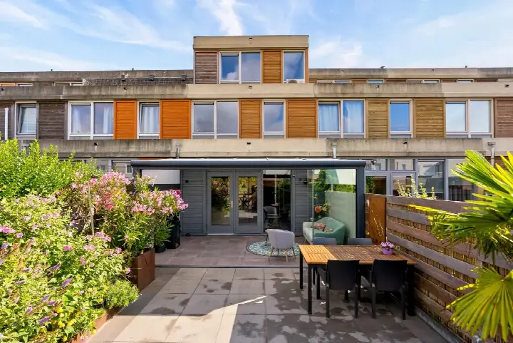 Tussenwoning te koop: Rodosstraat 43, Eilandenbuurt West Almere