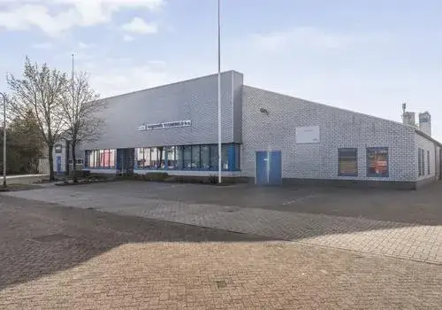 Detached house for sale: Roelof Brinkstraat 4, Industrieterrein Staphorst Staphorst
