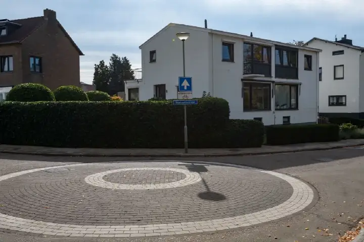 Twee-onder-één-kap te koop: Roevoetsstraat 12, Broekhem Noord Valkenburg