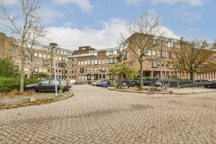 Studio for rent: Rogier van der Weydestraat 1-24, Bergerhof en Blaeustraatkwartier Alkmaar