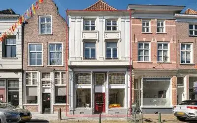 Tussenwoning te koop: Rogstraat 18, Binnenstad-Grave Grave