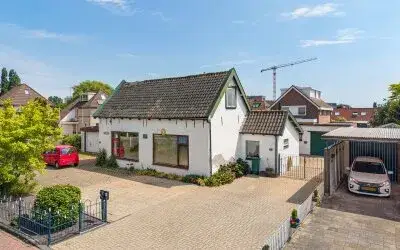 Twee-onder-één-kap te koop: Rokkeveenseweg Zuid 124, Rokkeveen-Oost Zoetermeer