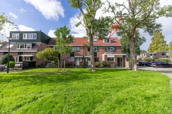Corner house for sale: Rondeel 2, Aetsveld-Noord Weesp