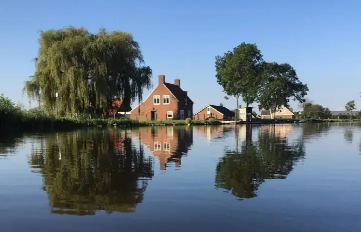 Home for sale: Rondehoep West 62, Verspreide huizen in de Rondehoeppolder Ouderkerk Aan De Amstel