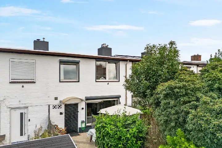 Tussenwoning te koop: Röntgenstraat 36, Grasbroek Heerlen