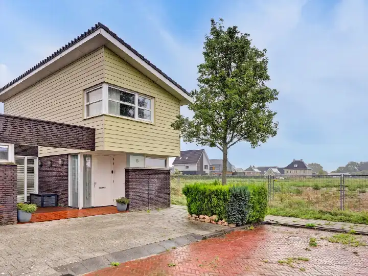 Tussenwoning te koop: Roomkreek 5, Kreken van Nibbeland Zuidland