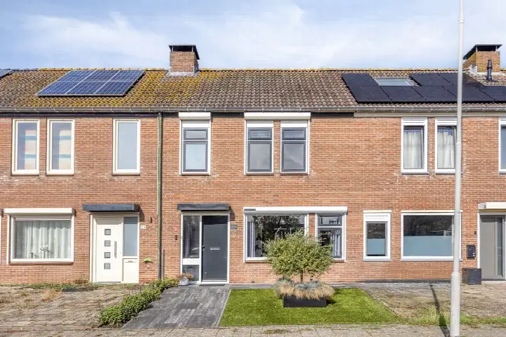 Tussenwoning te koop: Roompot 31, Hansweert - Tramper Hansweert