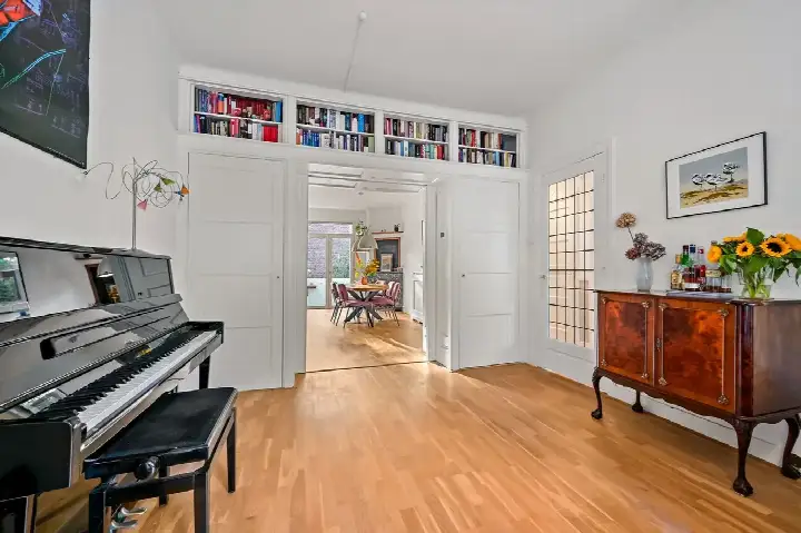 Appartement te koop: Rooseboomstraat 43, Bezuidenhout-Oost 'S-Gravenhage