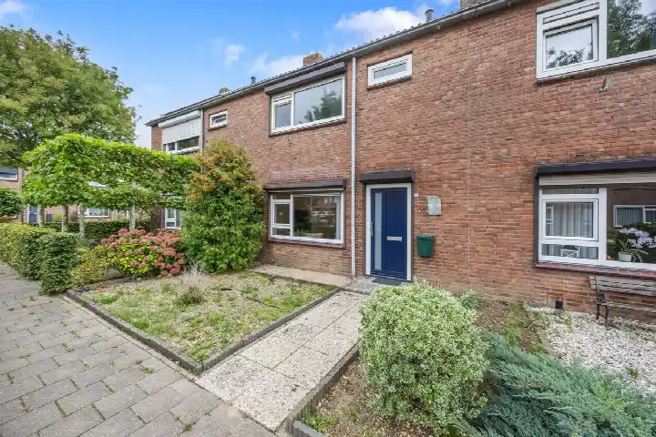 Terraced house for sale: Rooseveltstraat 32, Hofmeesterij-Kampstuk Huissen