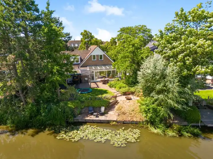 Detached house for sale: Rosa Manussingel 104, Breedweer Heemskerk