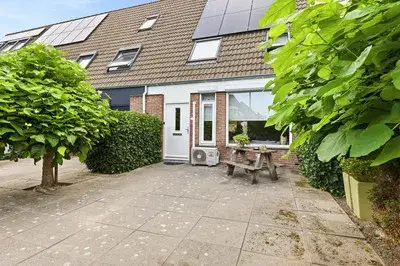 Tussenwoning te koop: Rosenburglaan 270, Rosenburg Vlissingen