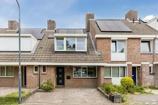 Tussenwoning te koop: Rotselaar 39, Larenbuurt Oosterhout