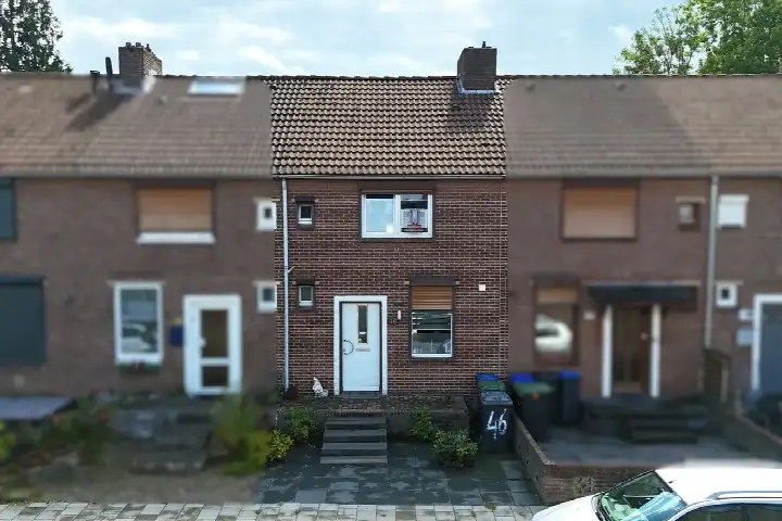 Tussenwoning te koop: Rotterdamstraat 46, Schaesbergerveld Heerlen